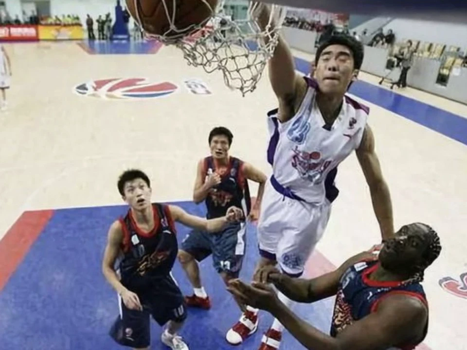 为什么封闭训练是提高篮球水平的有效途径_1